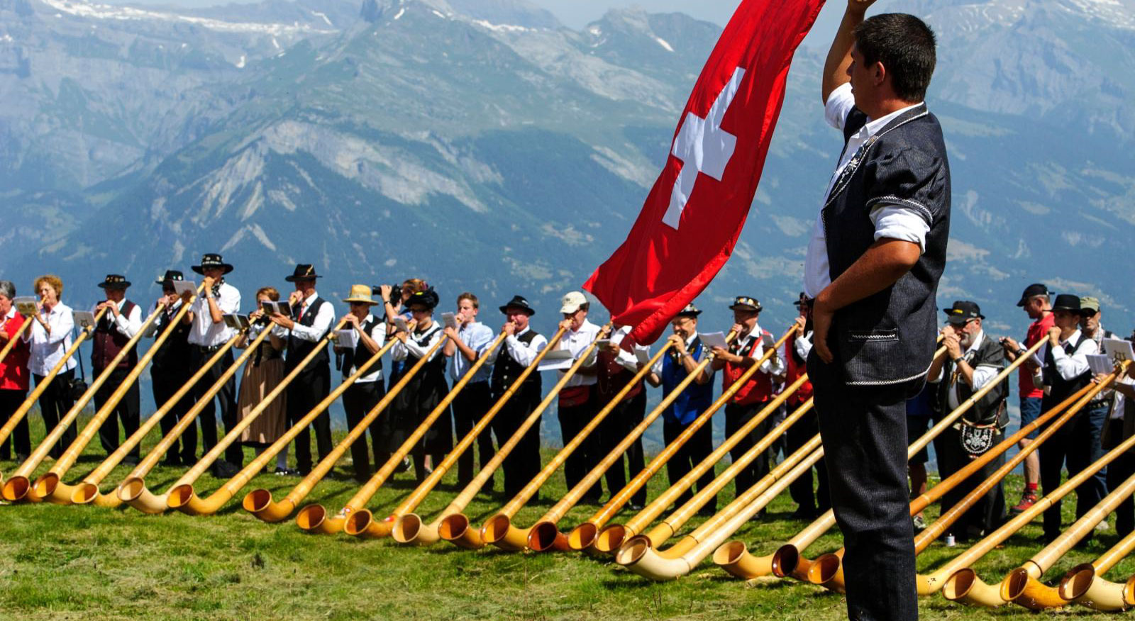 Suiza: Becas Para Maestría en Diversos Temas Escuela Politécnica Federal de Lausana